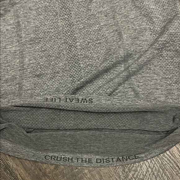 Lululemon Athletica Charcoal Tank Top - Picture 4 of 4